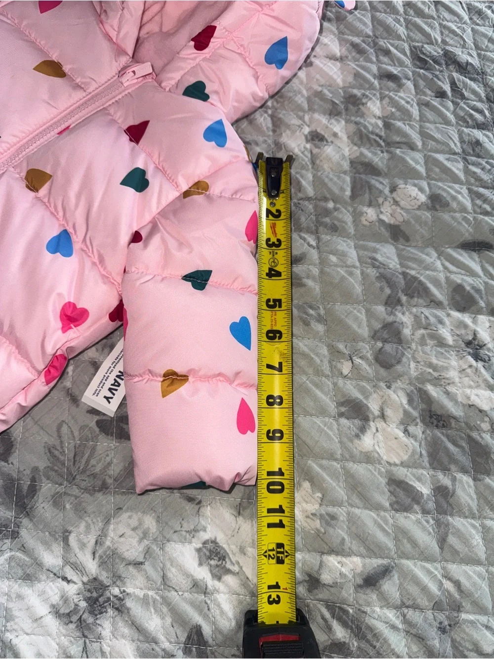Old Navy Girls Pink Heart Puffer Jacket – Size 12-18 Months – NWT